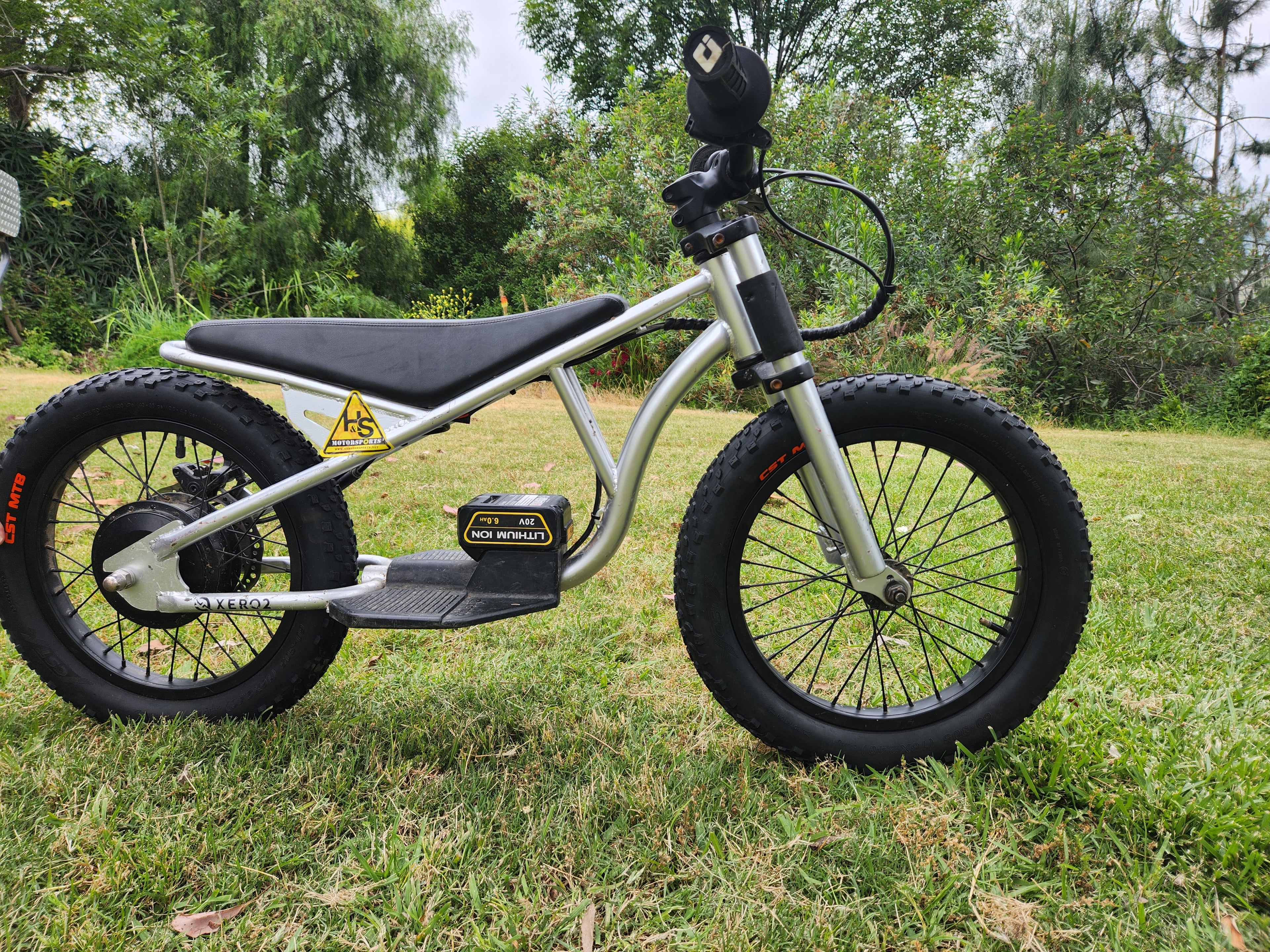 16x2.4 Dirt Tire
