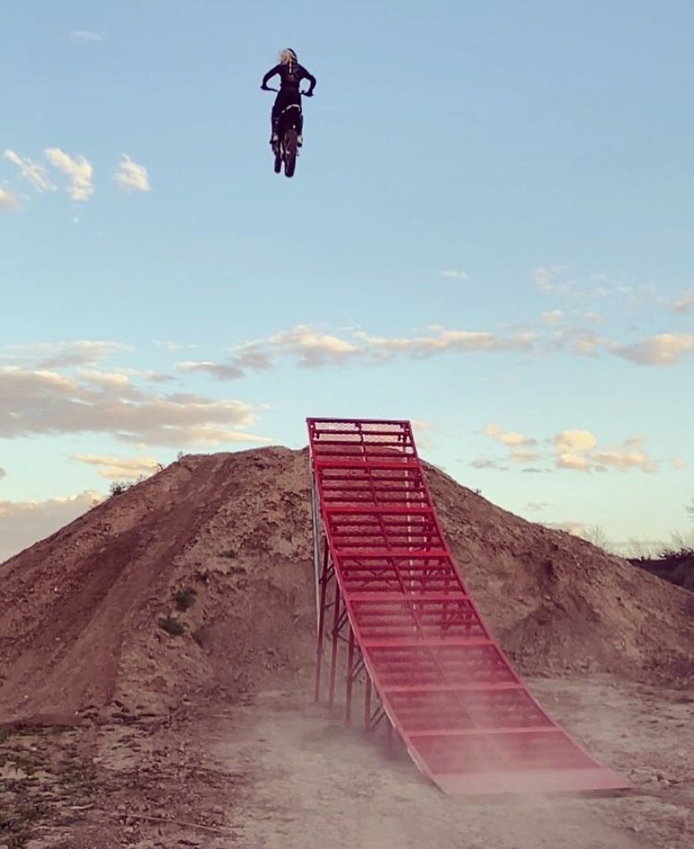 105" moto jump ramp